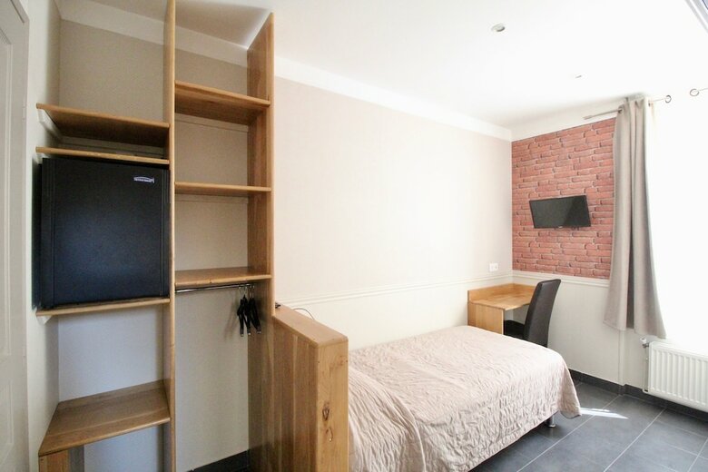 Hotel H�tel Des Pyr�n�es