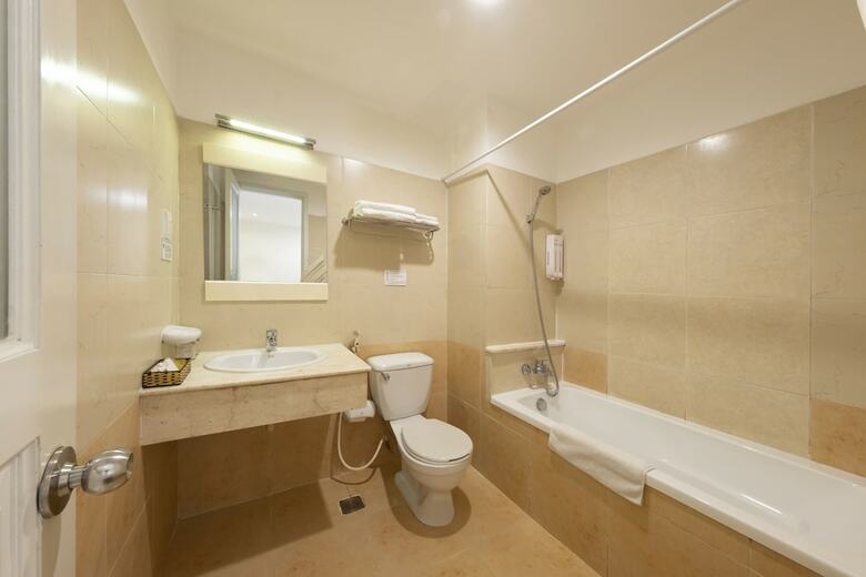 Ngan Ha Hotel
