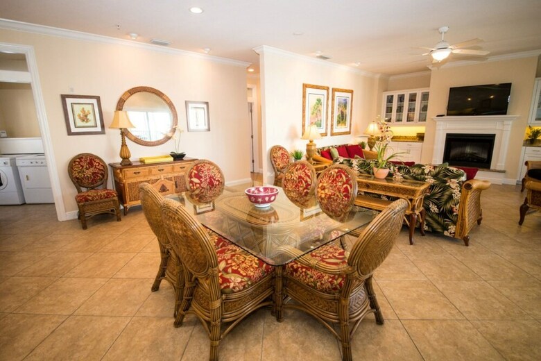 Tortuga Inn Beach Resort
