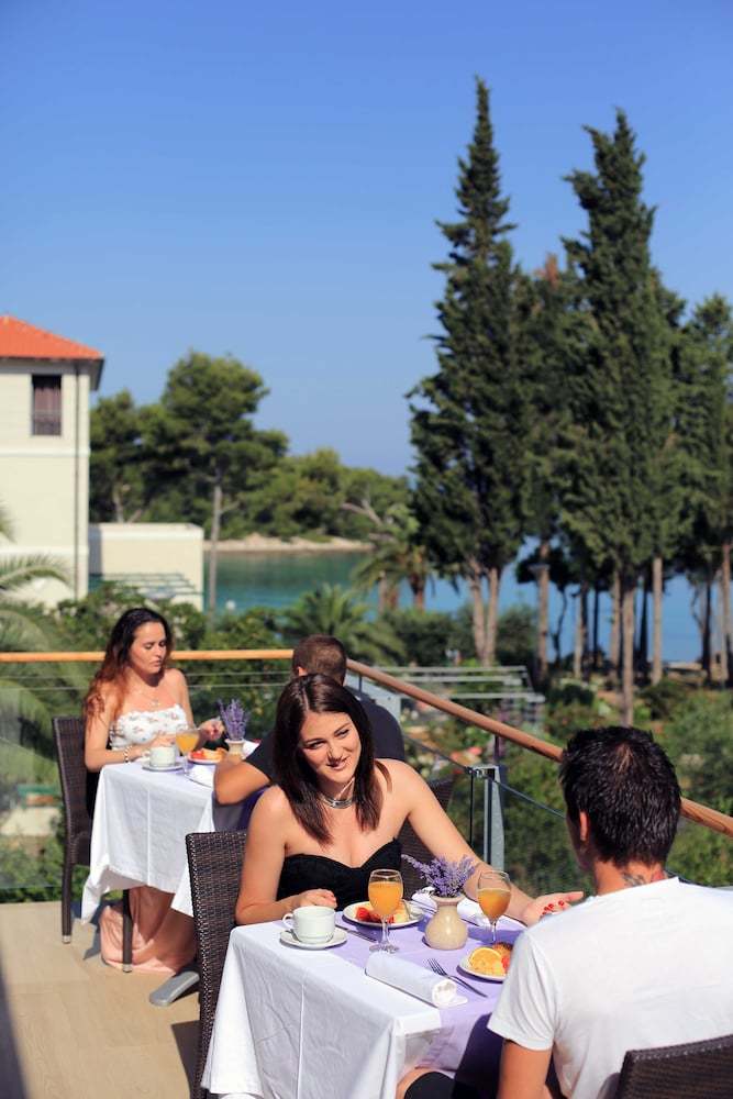 Apartamento Bluesun Velaris Resort