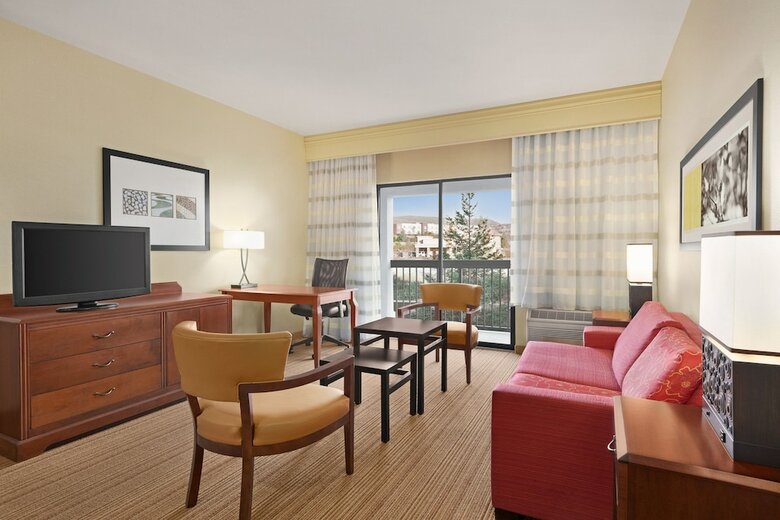 Hotel Courtyard By Marriott Sacramento Folsom
