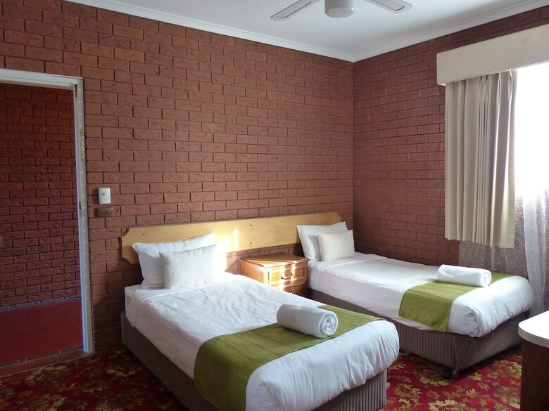 Meramie Motor Inn