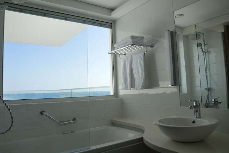Vassos Nissi Plage Hotel