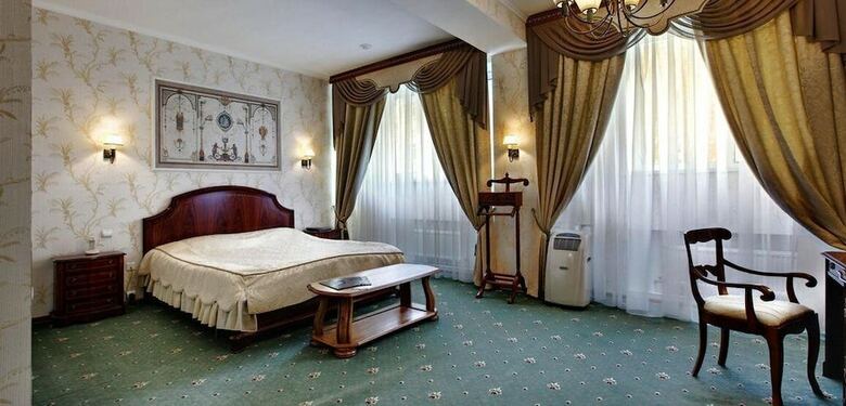 Guyot Business Boutique Hotel