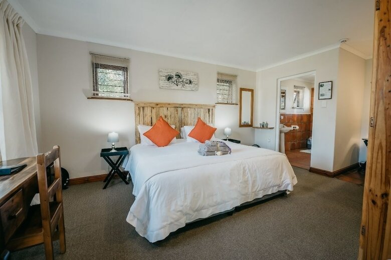 Hotel The Village Lodge