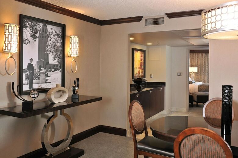 Embassy Suites Hotel Des Moines Downtown