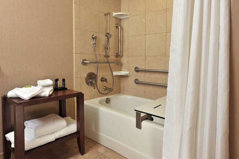 Embassy Suites Hotel Des Moines Downtown