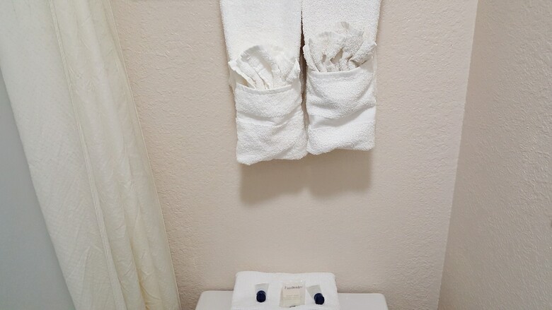 Hotel Fairbridge Inn Express