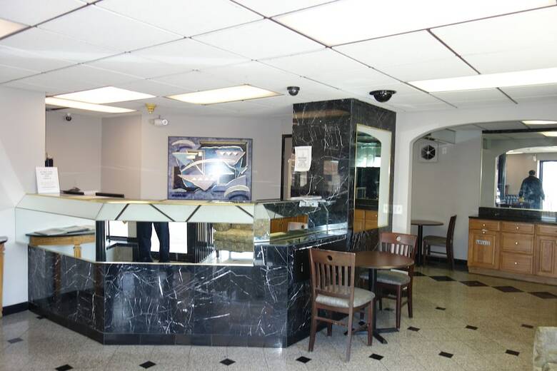 Hotel Fairbridge Inn Express