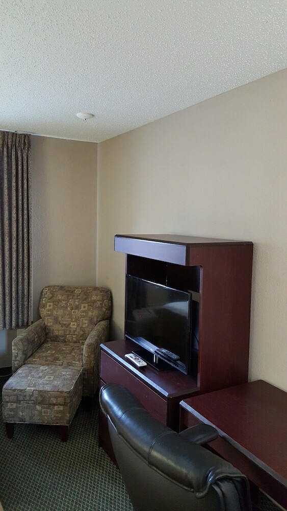 Hotel Fairbridge Inn Express
