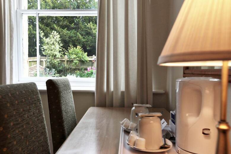 Victoria Square Hotel