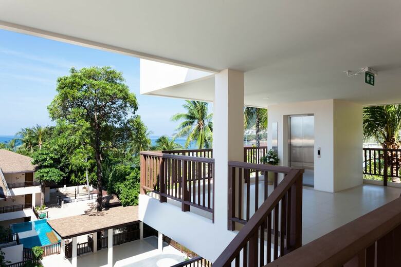 Patong Lodge Hotel