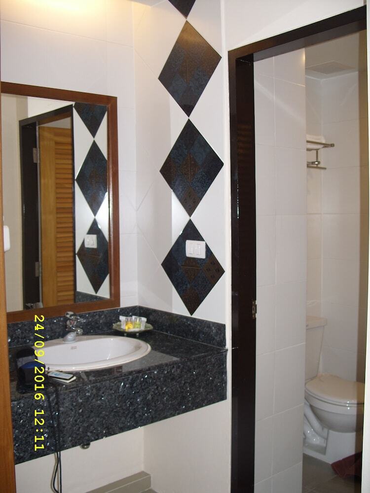 Patong Lodge Hotel