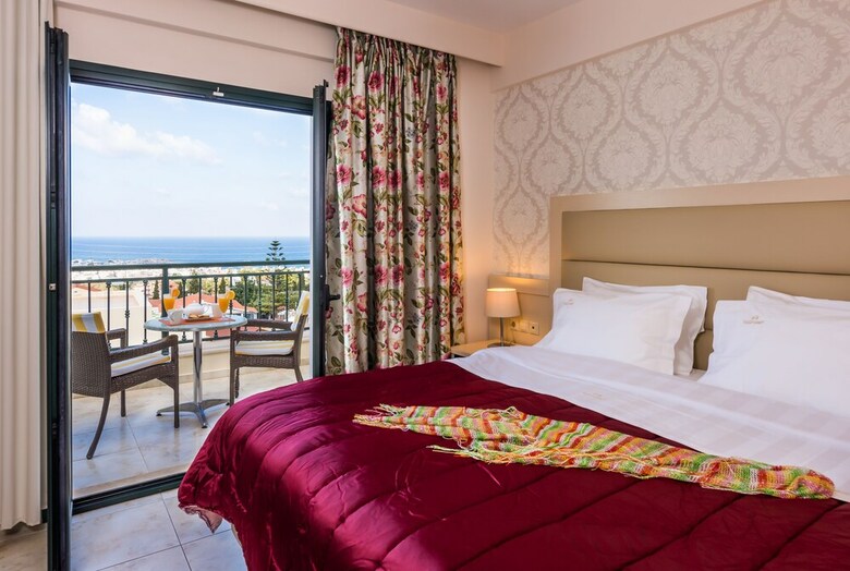 Aparthotel Pilot's Villas Luxury Suites