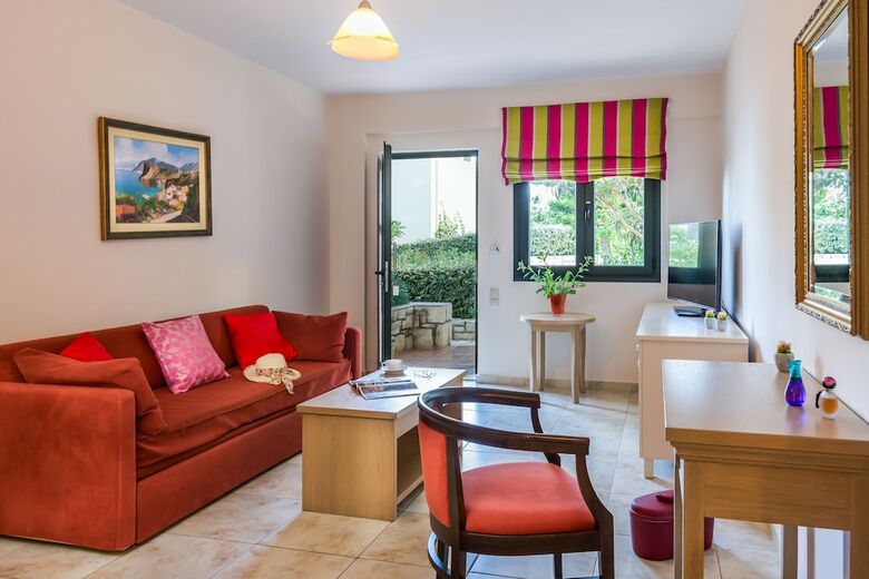 Aparthotel Pilot's Villas Luxury Suites