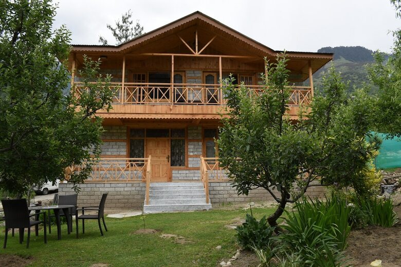 Hotel Urvashi's Retreat