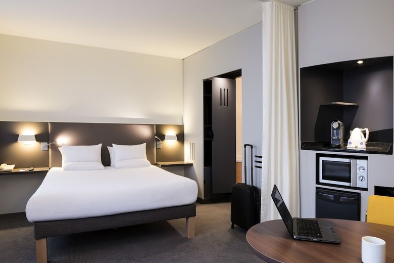 Hotel Novotel Suites Paris Nord 18�me