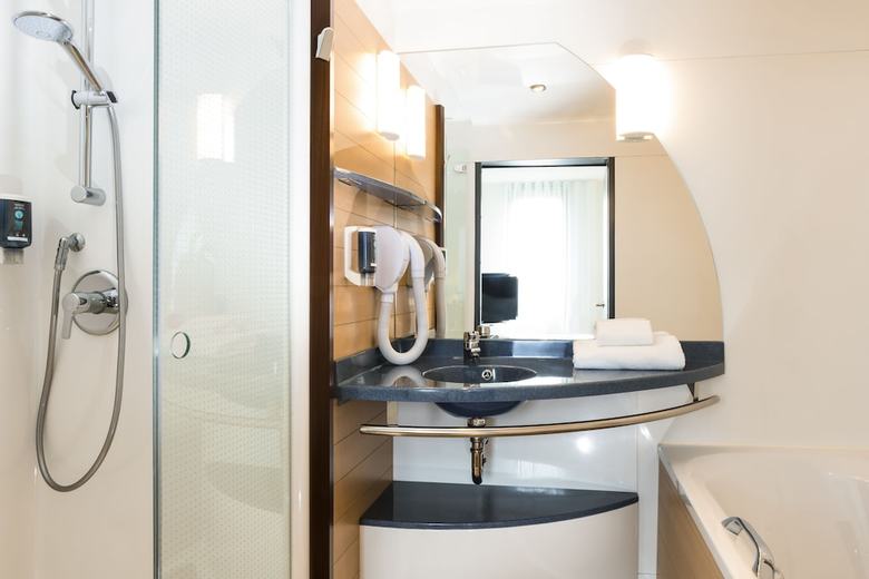 Hotel Novotel Suites Paris Nord 18�me