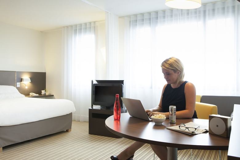 Hotel Novotel Suites Paris Nord 18�me