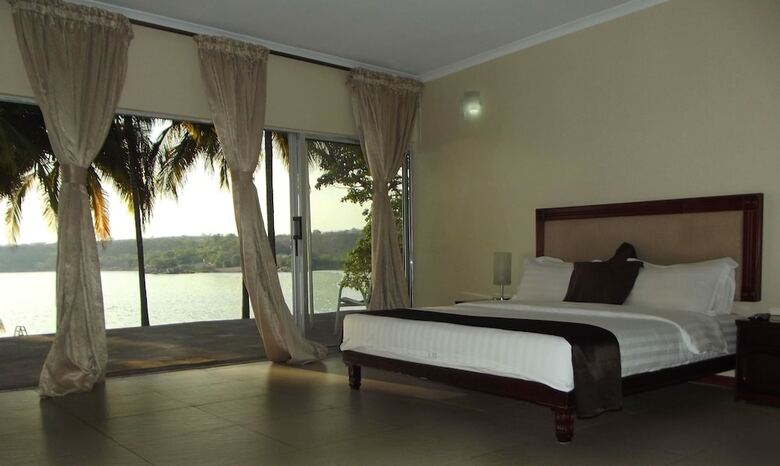 Hotel Lake Safari Lodge