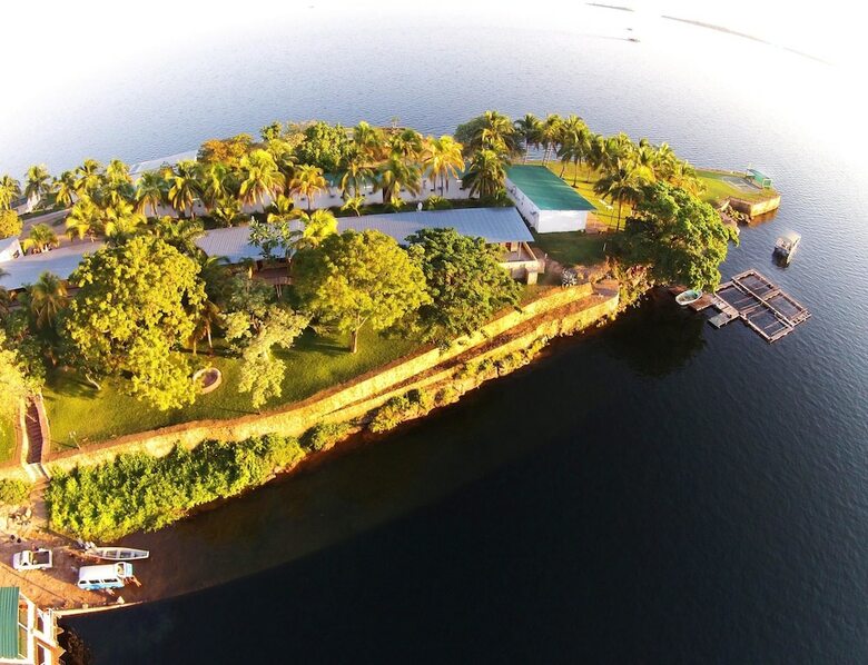 Hotel Lake Safari Lodge