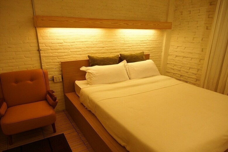 Hotel Srinual Lodge