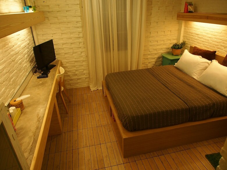 Hotel Srinual Lodge