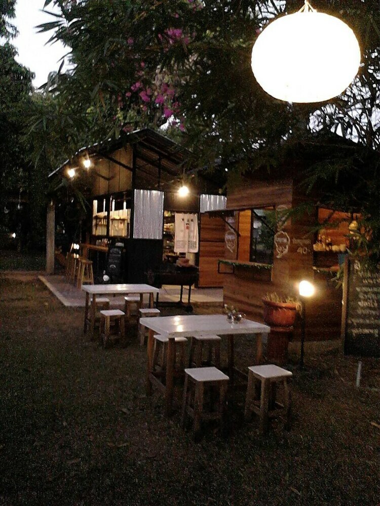 Hotel Srinual Lodge