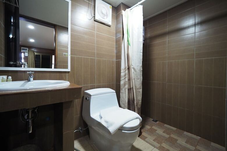 Khaung Chang Kam Boutique Hotel