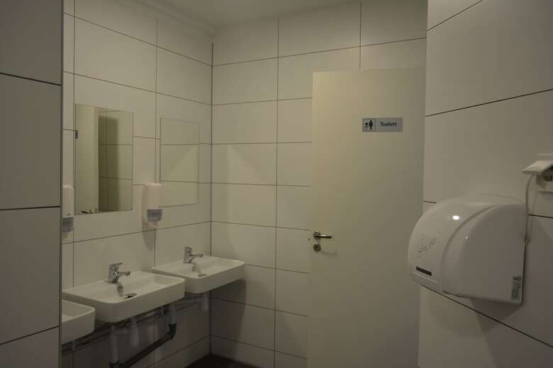 Hostal Holiday Hostel