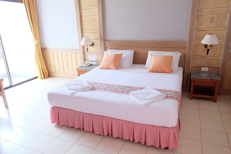 Hotel Maldives Beach Resort