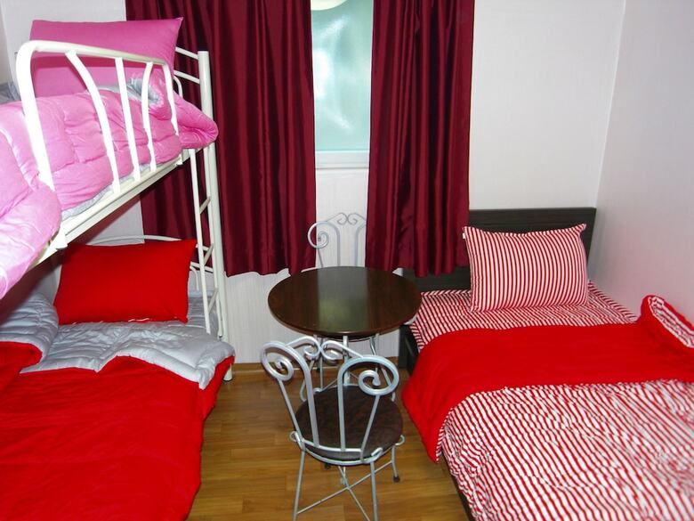 Hotel Monai Guesthouse