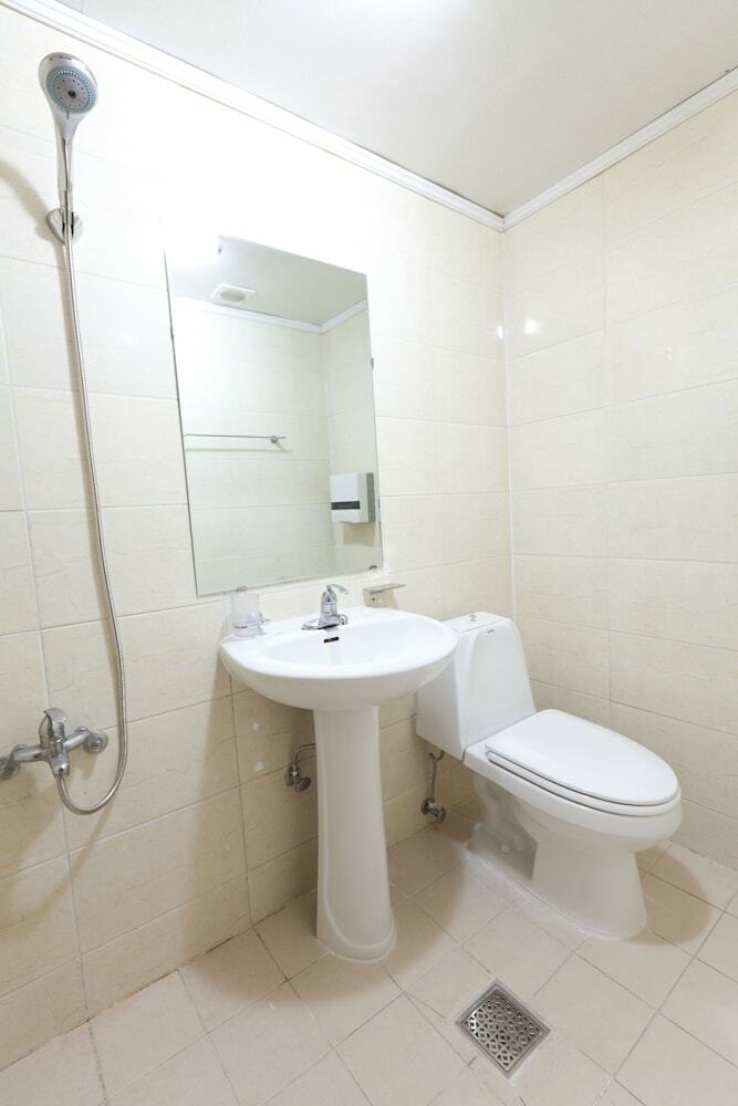 Hotel Monai Guesthouse