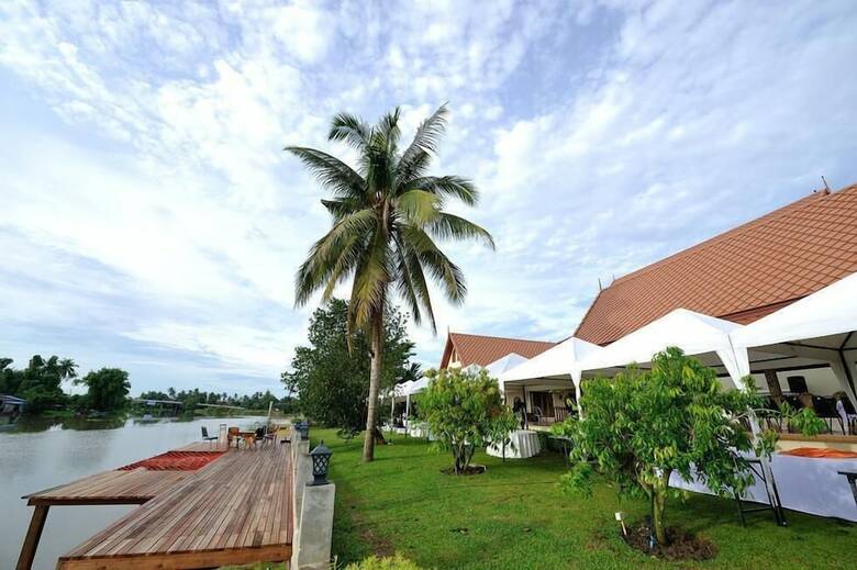 Agroturismo Tharnrarin Villa Suphan Buri