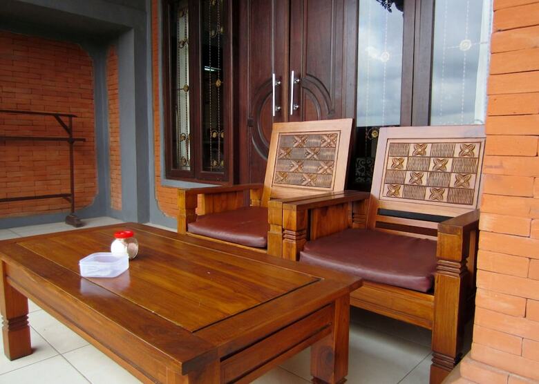 Hotel Danasari Homestay