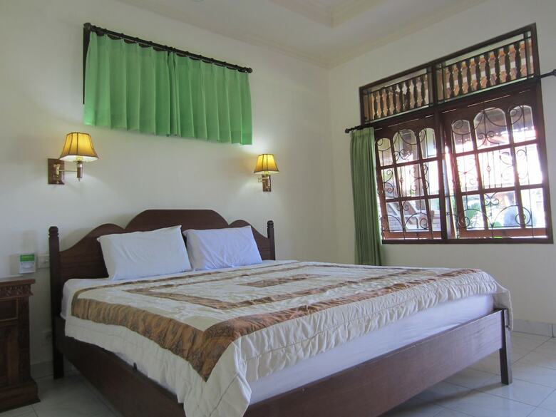 Hotel Danasari Homestay