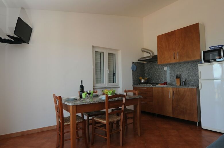 Gf Apartments - Li Seddi