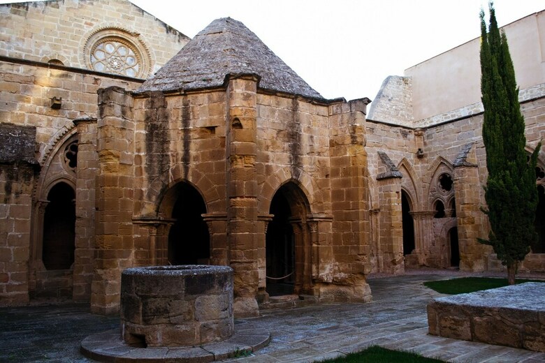 Hostal Hospederia Monasterio De Rueda