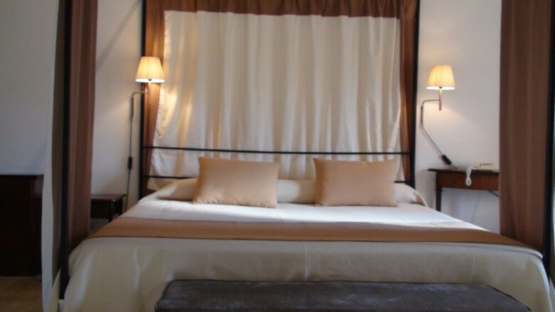 Hostal Hospederia Monasterio De Rueda