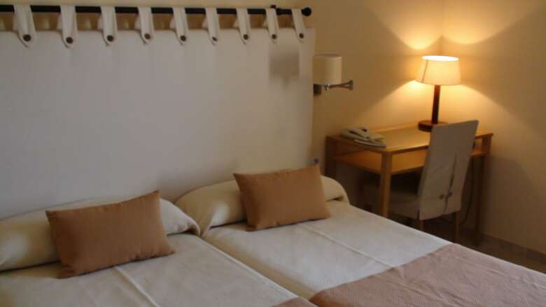 Hostal Hospederia Monasterio De Rueda