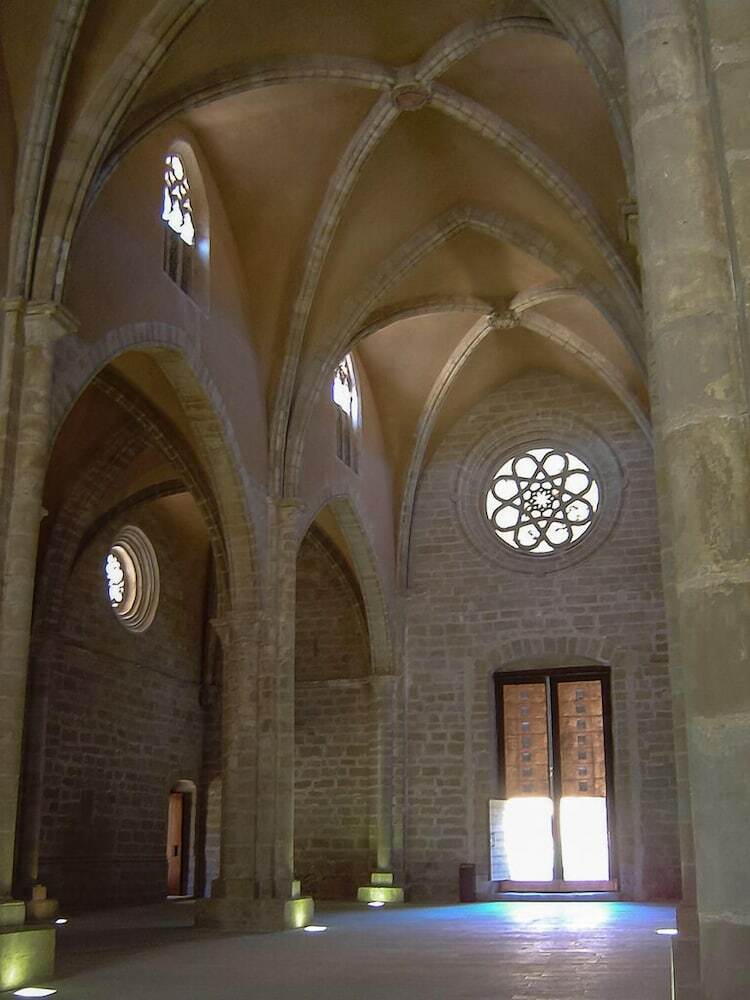 Hostal Hospederia Monasterio De Rueda
