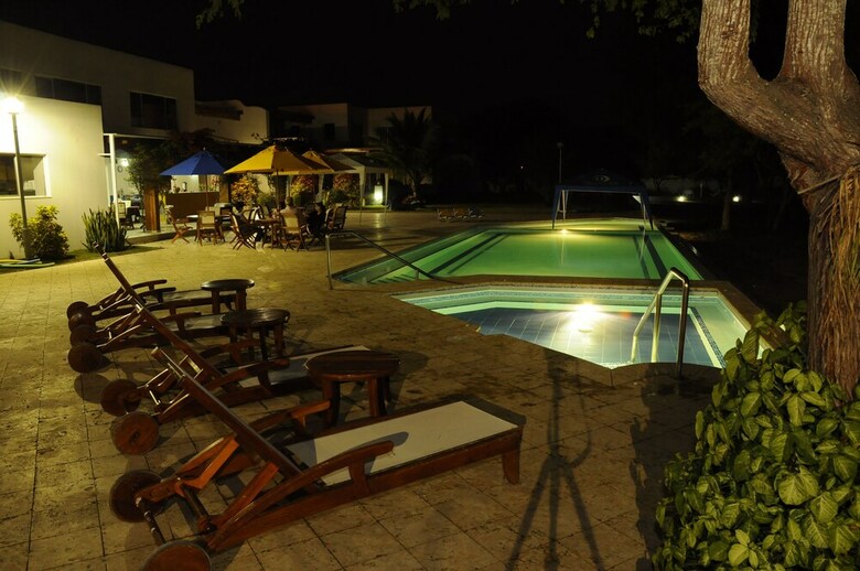 Hotel Hoster�a Del Parque
