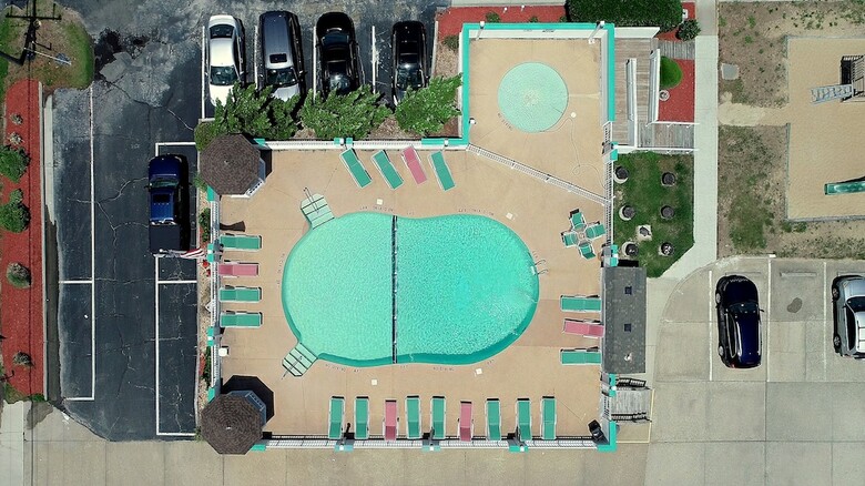 Hotel John Yancey Oceanfront Inn