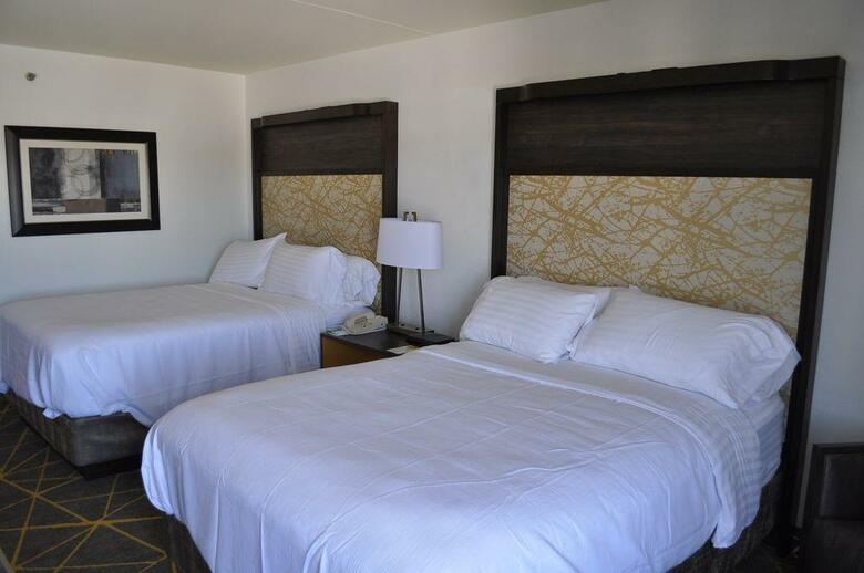 Hotel Holiday Inn La Mirada