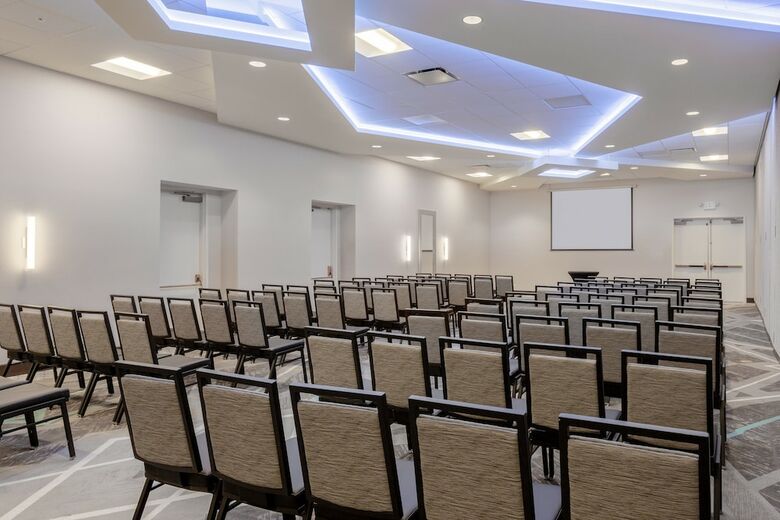 Hotel Holiday Inn La Mirada