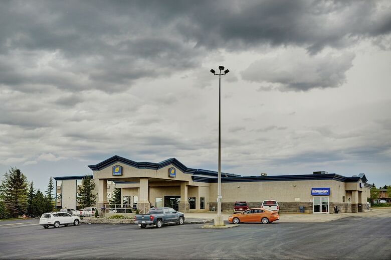 Hotel Lakeview Inns & Suites - Drayton Valley