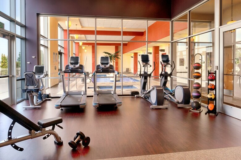 Doubletree By Hilton Hotel Bay City - Riverfront