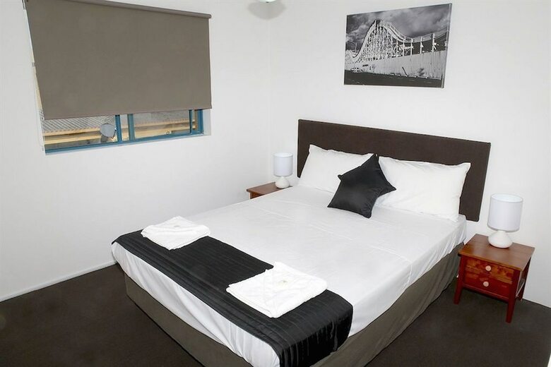 Apartamentos Karana Palms Resort
