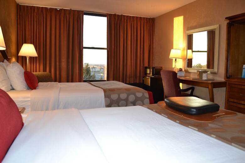 Hotel Ramada By Wyndham West Atlantic City