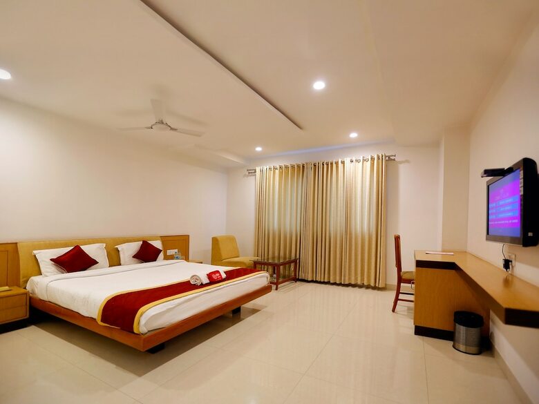 Oyo 381 Hotel Sybaritic Suites Gachibowli
